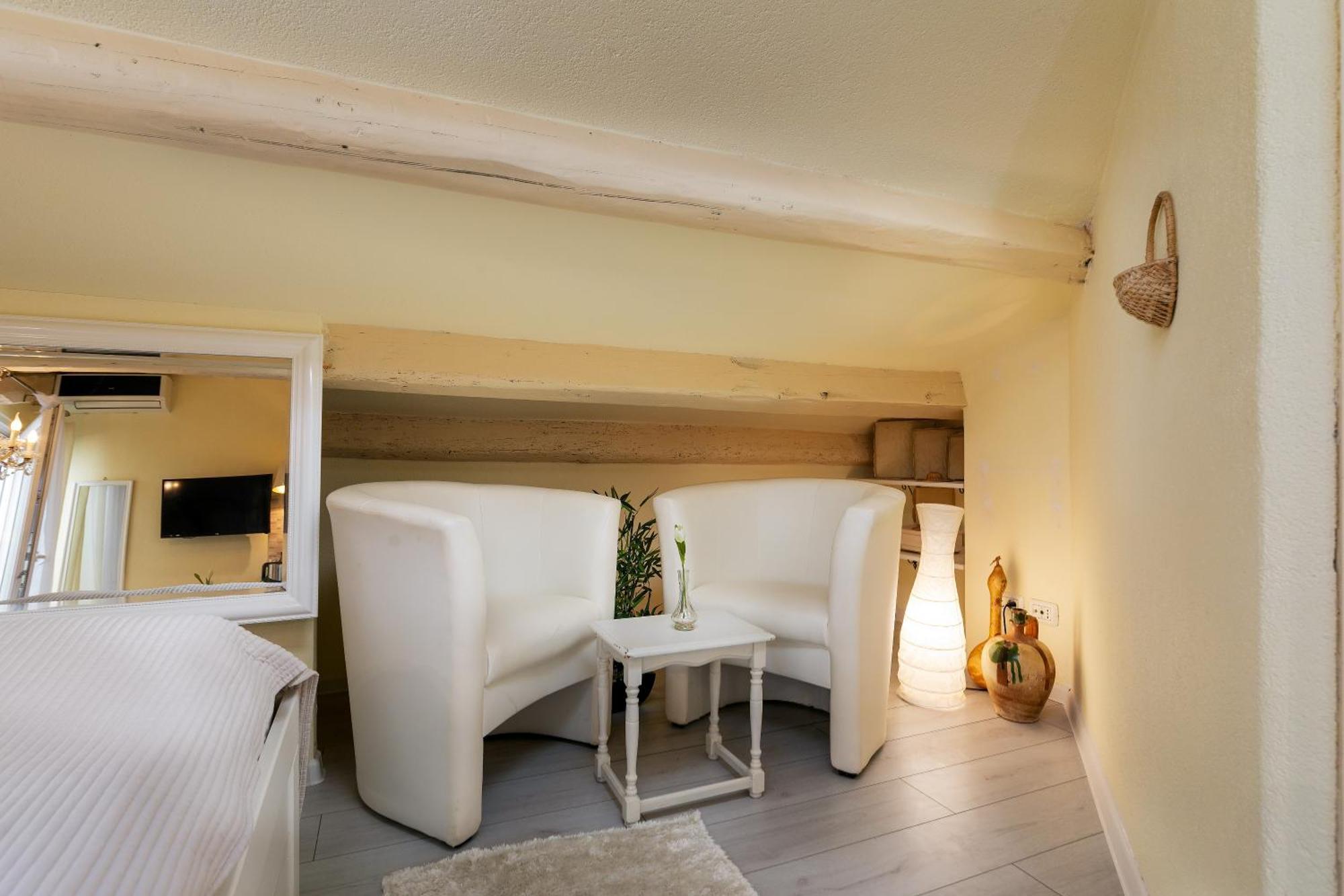 Duplex Apartment Camelia In Charming Old Town Rovinj Eksteriør billede